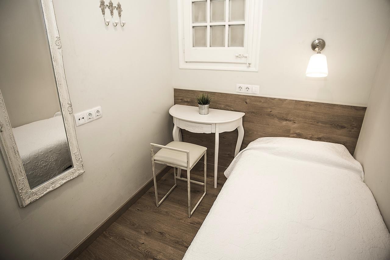 Mai & Maud Paralel Apartment บาร์เซโลนา ภายนอก รูปภาพ